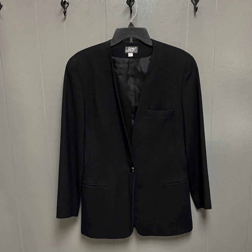 Vintage Classic Black Blazer 100% Wool
